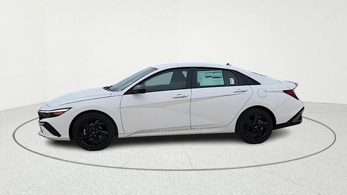 Serenity White Pearl 2026 Hyundai ELANTRA SEL Sport