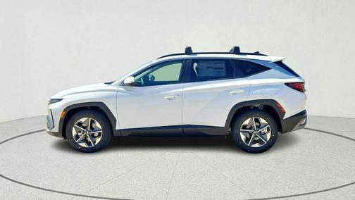 White Pearl 2026 Hyundai TUCSON SEL