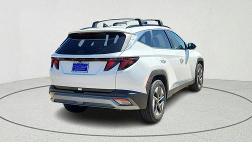 White Pearl 2026 Hyundai TUCSON SEL
