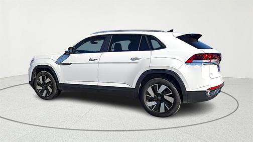 2025 Volkswagen Atlas Cross Sport 2.0T SE w/Technology