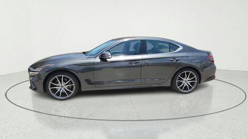 Makalu Gray 2023 Genesis G70 2.0T