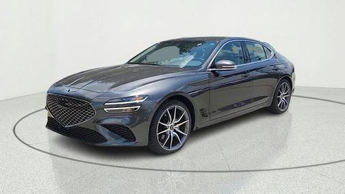 Makalu Gray 2023 Genesis G70 2.0T