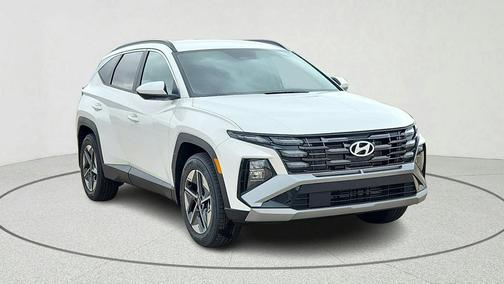 White Pearl 2026 Hyundai TUCSON SEL