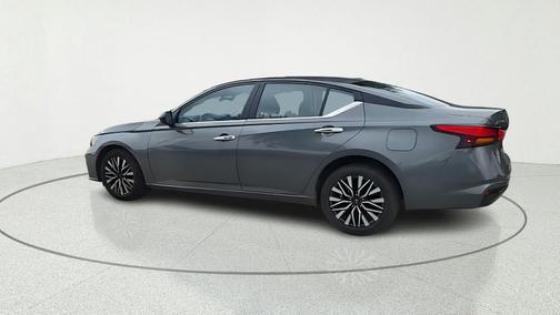 Gun Metallic 2025 Nissan Altima SV