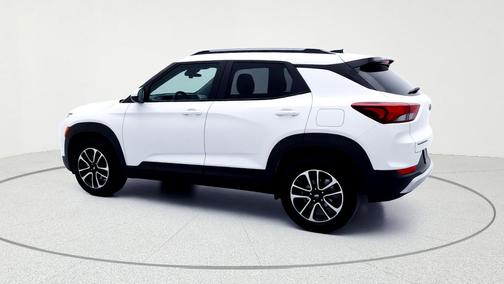 Summit White 2025 Chevrolet Trailblazer LT
