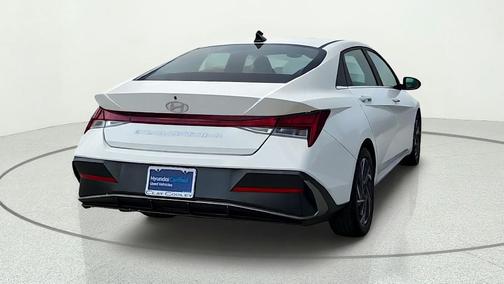 White 2024 Hyundai ELANTRA SEL