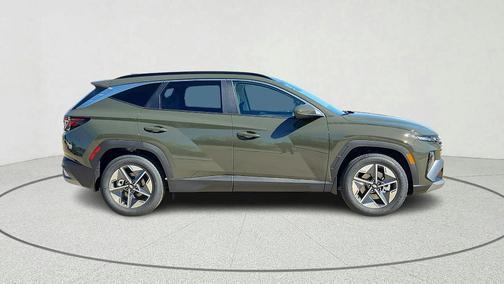 Green 2026 Hyundai TUCSON SEL