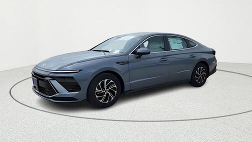 Blue 2026 Hyundai SONATA Hybrid Blue