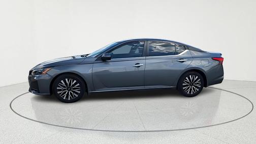 Gun Metallic 2024 Nissan Altima 2.5 SV