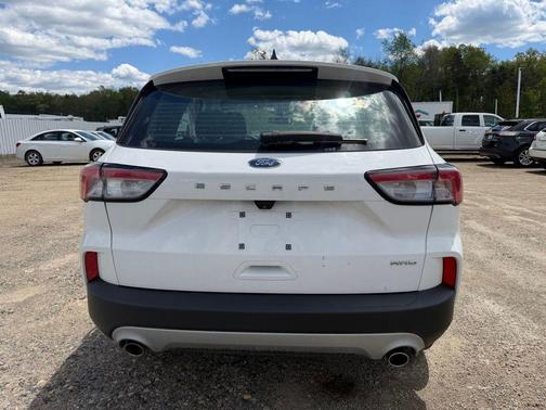 Oxford White 2022 Ford Escape S