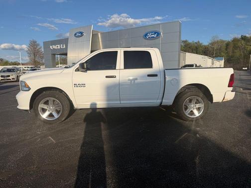 Bright White Clearcoat 2017 RAM 1500 Express