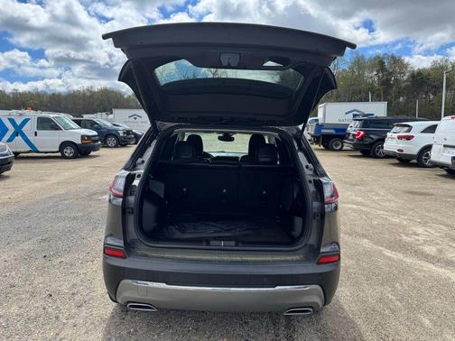 Granite Crystal Metallic Clearcoat 2021 Jeep Cherokee Limited