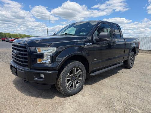 Tuxedo Black Metallic 2015 Ford F-150 XLT