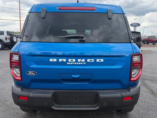 Velocity Blue Metallic 2026 Ford Bronco Sport Big Bend