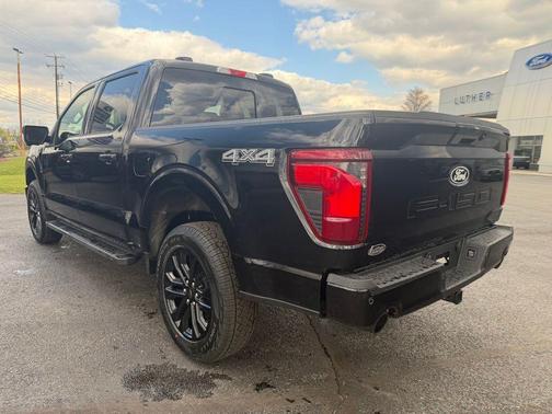 Agate Black Metallic 2026 Ford F-150 XLT