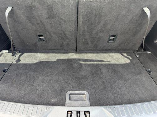 Iconic Silver Metallic 2020 Ford Explorer XLT