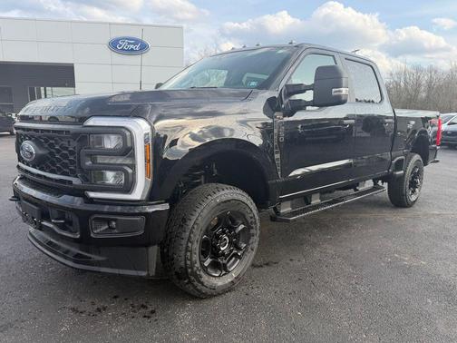 Black Metallic 2026 Ford F-250 XL