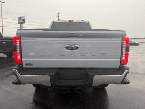 Glacier Gray Metallic Tri-Coat 2026 Ford F-250 Lariat