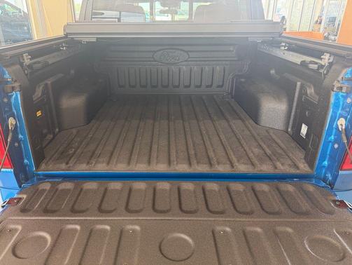 Velocity Blue 2026 Ford Maverick Lobo