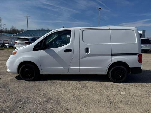 Fresh Powder 2020 Nissan NV200 S