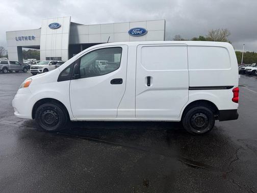 Fresh Powder 2020 Nissan NV200 S