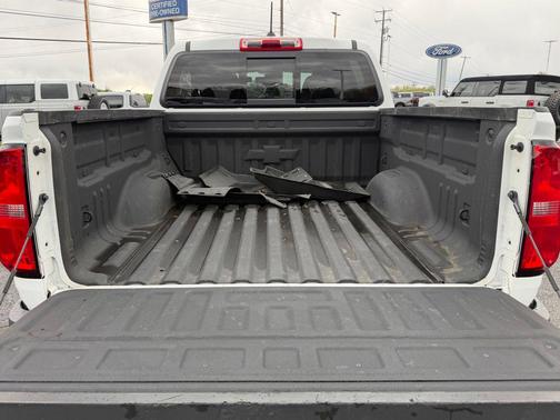 Summit White 2022 Chevrolet Colorado Z71