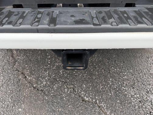 Summit White 2022 Chevrolet Colorado Z71
