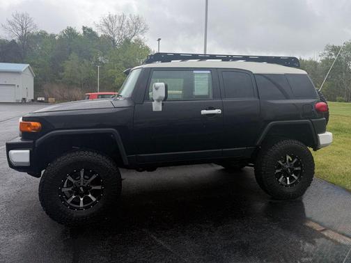 Black 2010 Toyota FJ Cruiser Base