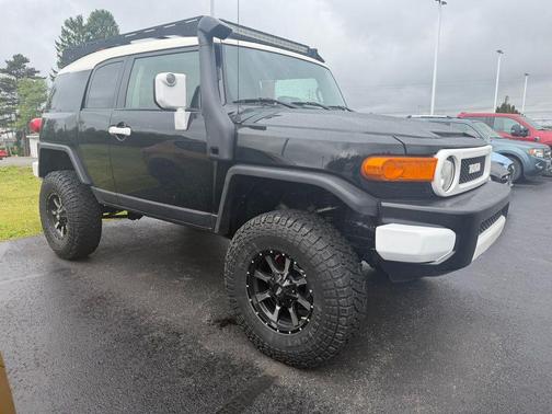 Black 2010 Toyota FJ Cruiser Base