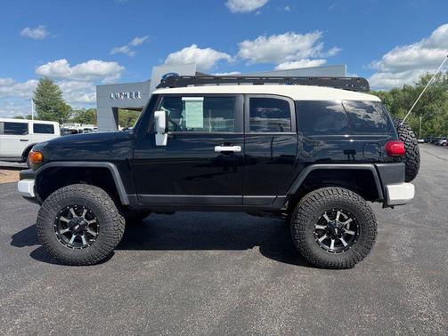 Black 2010 Toyota FJ Cruiser Base