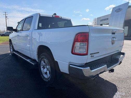 Bright White Clearcoat 2022 RAM 1500 Big Horn/Lone Star