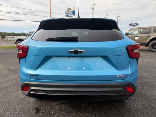 Marina Blue Metallic 2025 Chevrolet Trax FWD 2RS