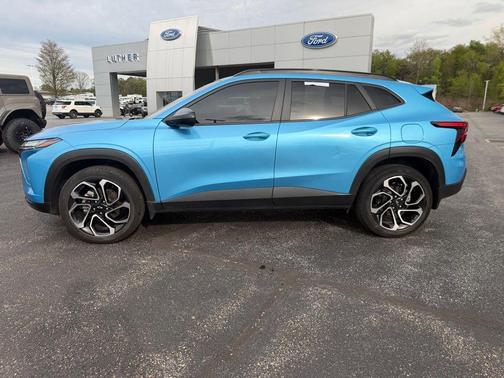Marina Blue Metallic 2025 Chevrolet Trax FWD 2RS