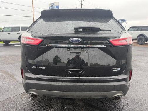 Black Metallic 2019 Ford Edge SEL
