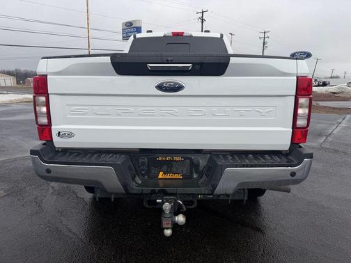 Oxford White 2022 Ford F-350 Lariat