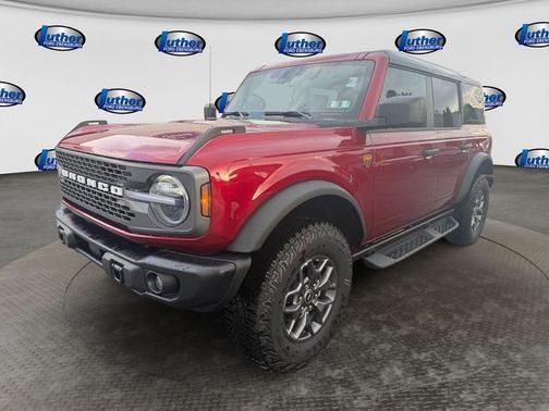 Ruby Red Metallic Tinted Clearcoat 2025 Ford Bronco Badlands