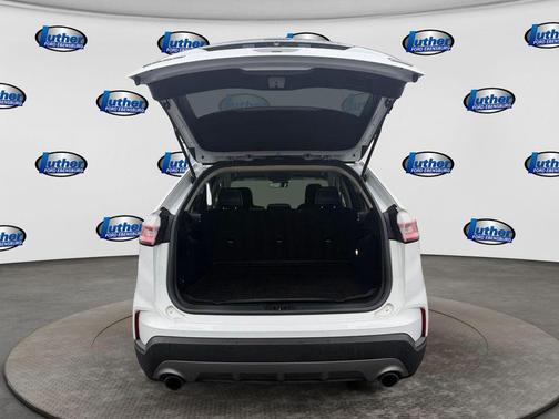 Oxford White 2020 Ford Edge SEL