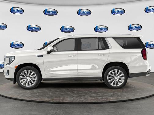 White Frost Tricoat 2021 GMC Yukon Denali