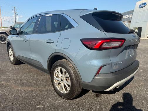 Vapor Blue 2023 Ford Escape Active