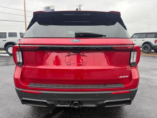 Rapid Red Metallic Tinted Clearcoat 2026 Ford Explorer ST-Line