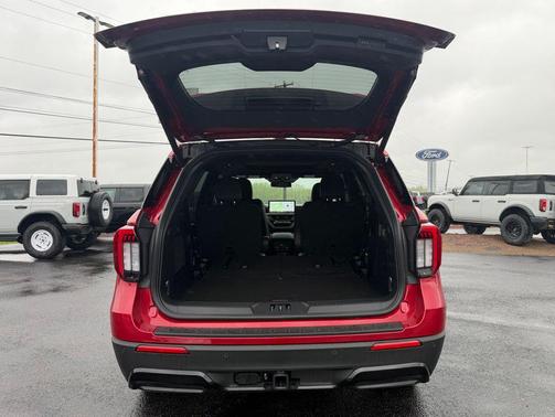 Rapid Red Metallic Tinted Clearcoat 2026 Ford Explorer ST-Line