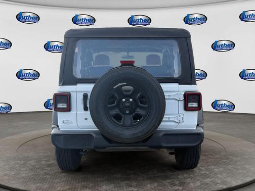 Bright White Clearcoat 2021 Jeep Wrangler Sport