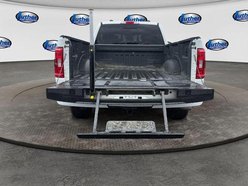 Oxford White 2023 Ford F-150 XLT