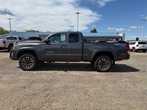 Magnetic Gray Metallic 2021 Toyota Tacoma TRD Sport