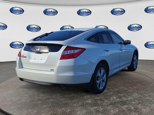 White Diamond Pearl 2010 Honda Accord Crosstour EX-L