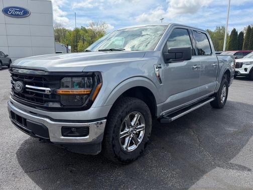 Iconic Silver Metallic 2025 Ford F-150 XLT