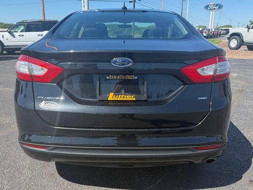 Tuxedo Black Metallic 2014 Ford Fusion SE