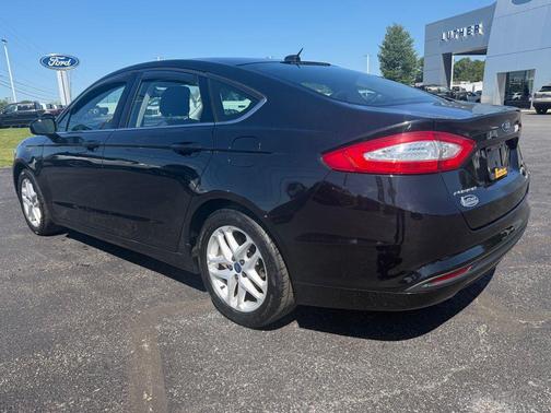 Tuxedo Black Metallic 2014 Ford Fusion SE