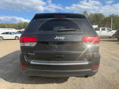 Diamond Black Crystal Pearlcoat 2020 Jeep Grand Cherokee Limited