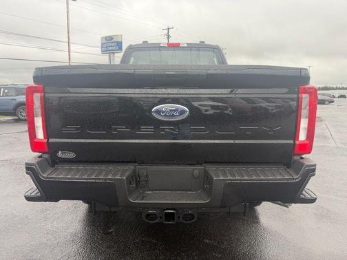 Agate Black Metallic 2026 Ford F-250 XL